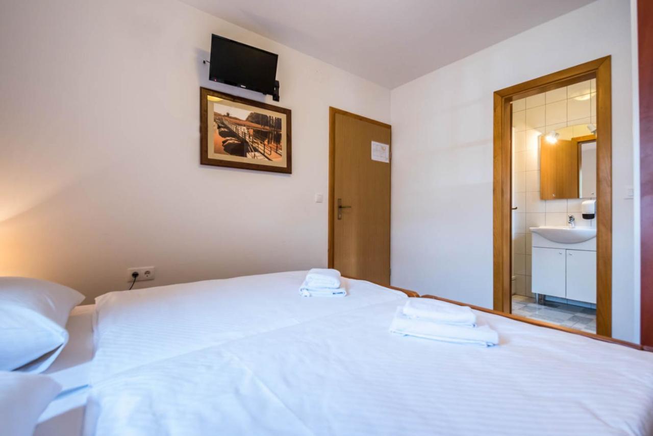 Hotel Srakovcic Heart Of Nature Ribnik Luaran gambar